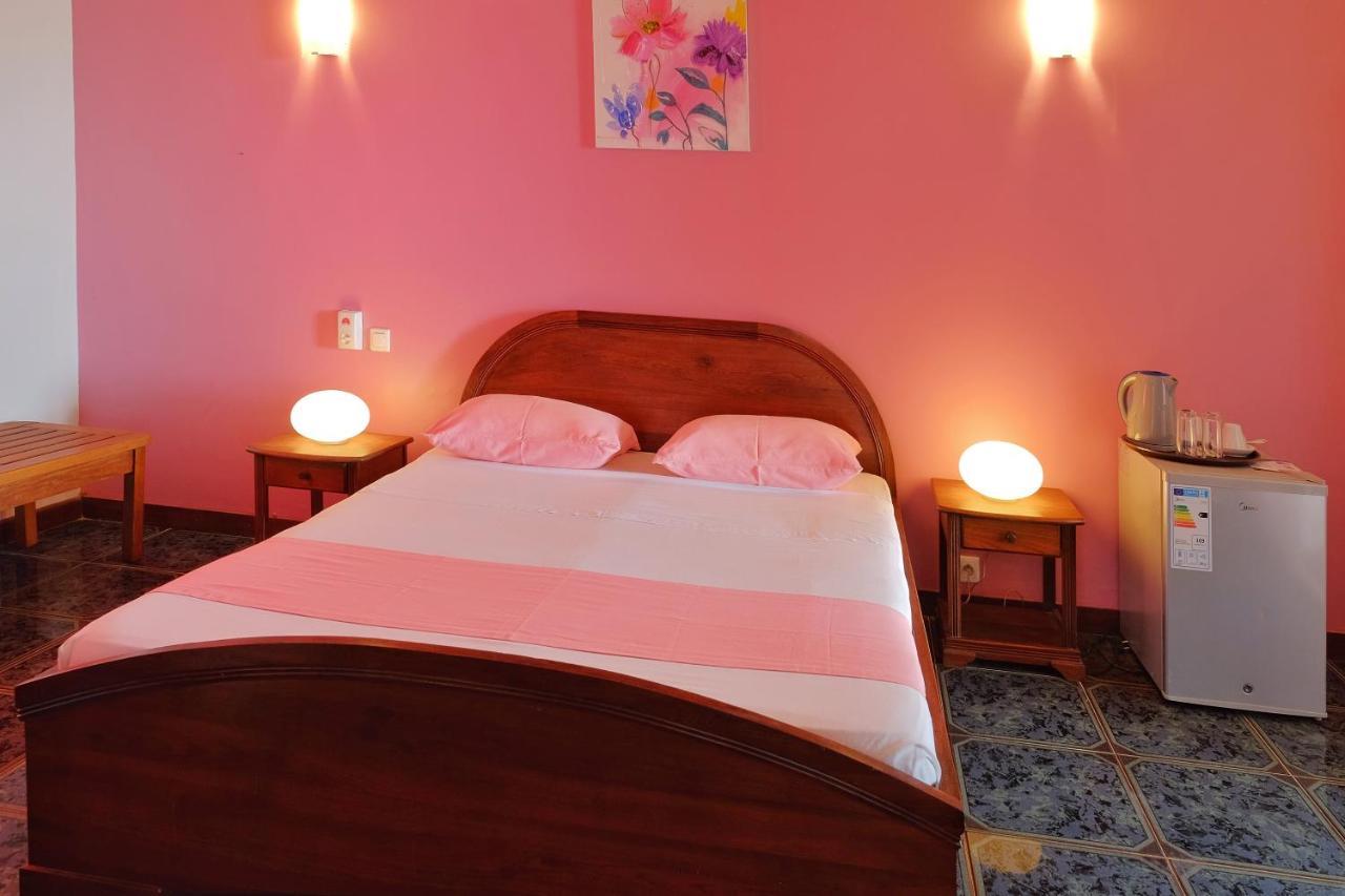 Hotel Villa Les Orchidees أمباتولواكا المظهر الخارجي الصورة