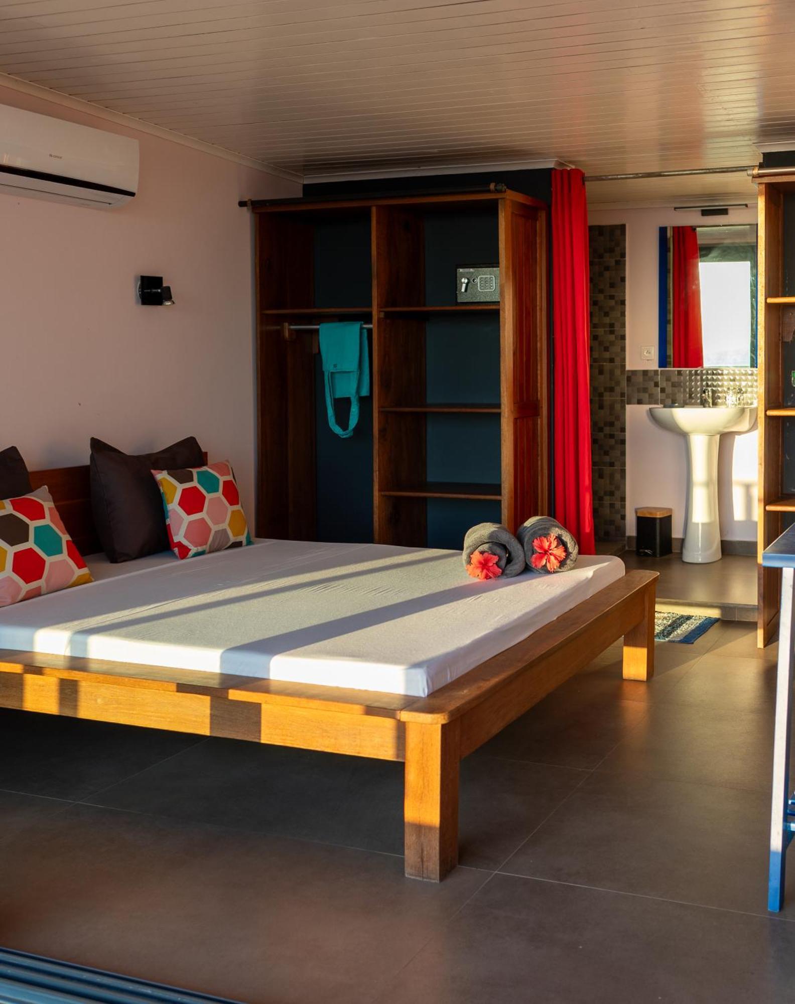 Hotel Villa Les Orchidees أمباتولواكا المظهر الخارجي الصورة